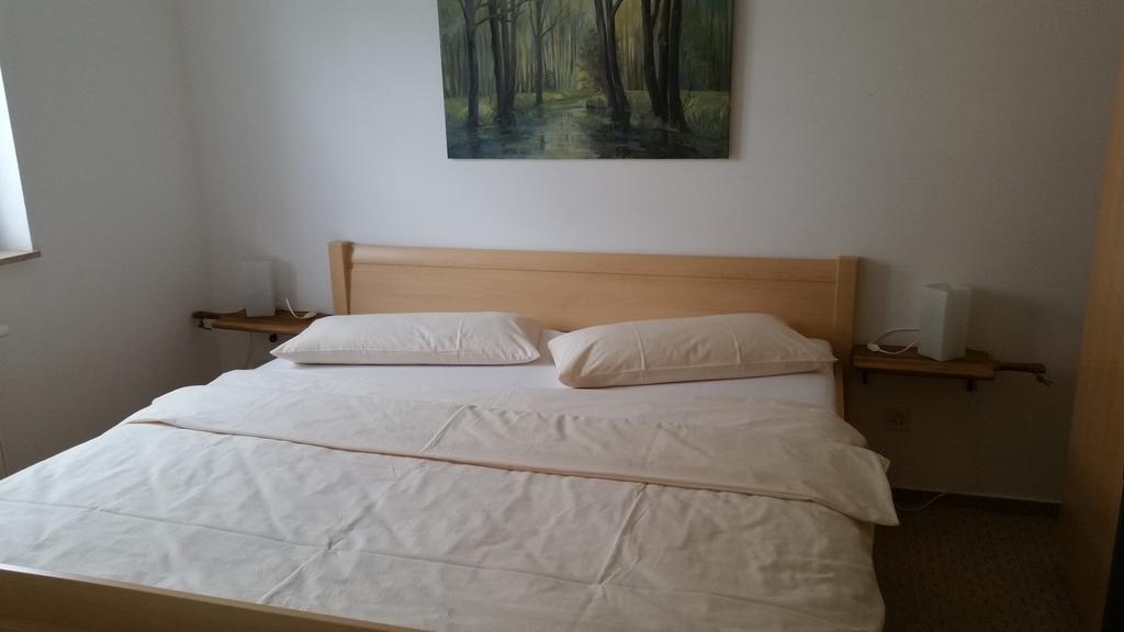 Ferienwohnung "Faehrmannsruh " Lübben Esterno foto
